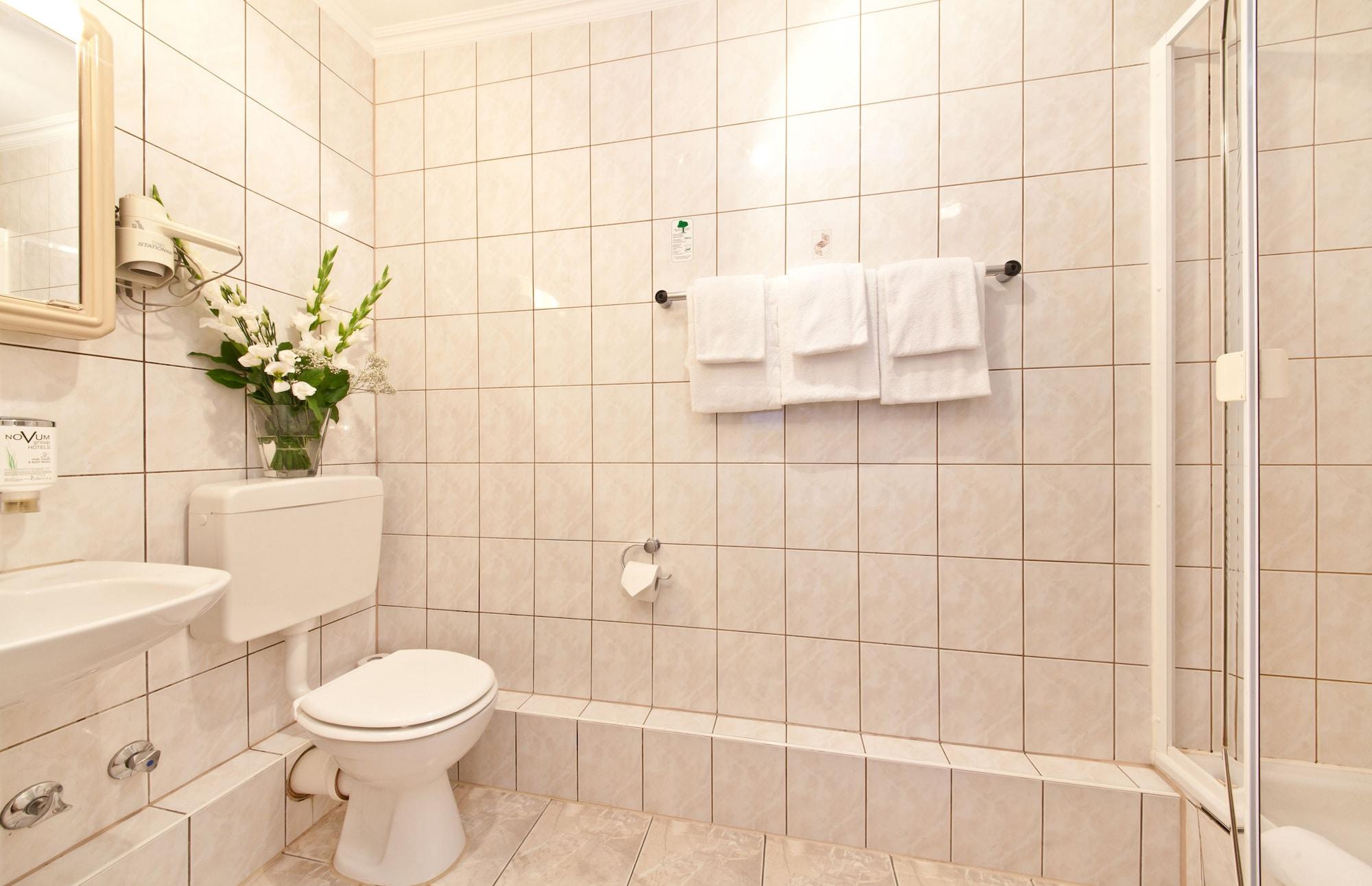 Hotel Primus Frankfurt Sachsenhausen Frankfurt am Main Bagian luar foto