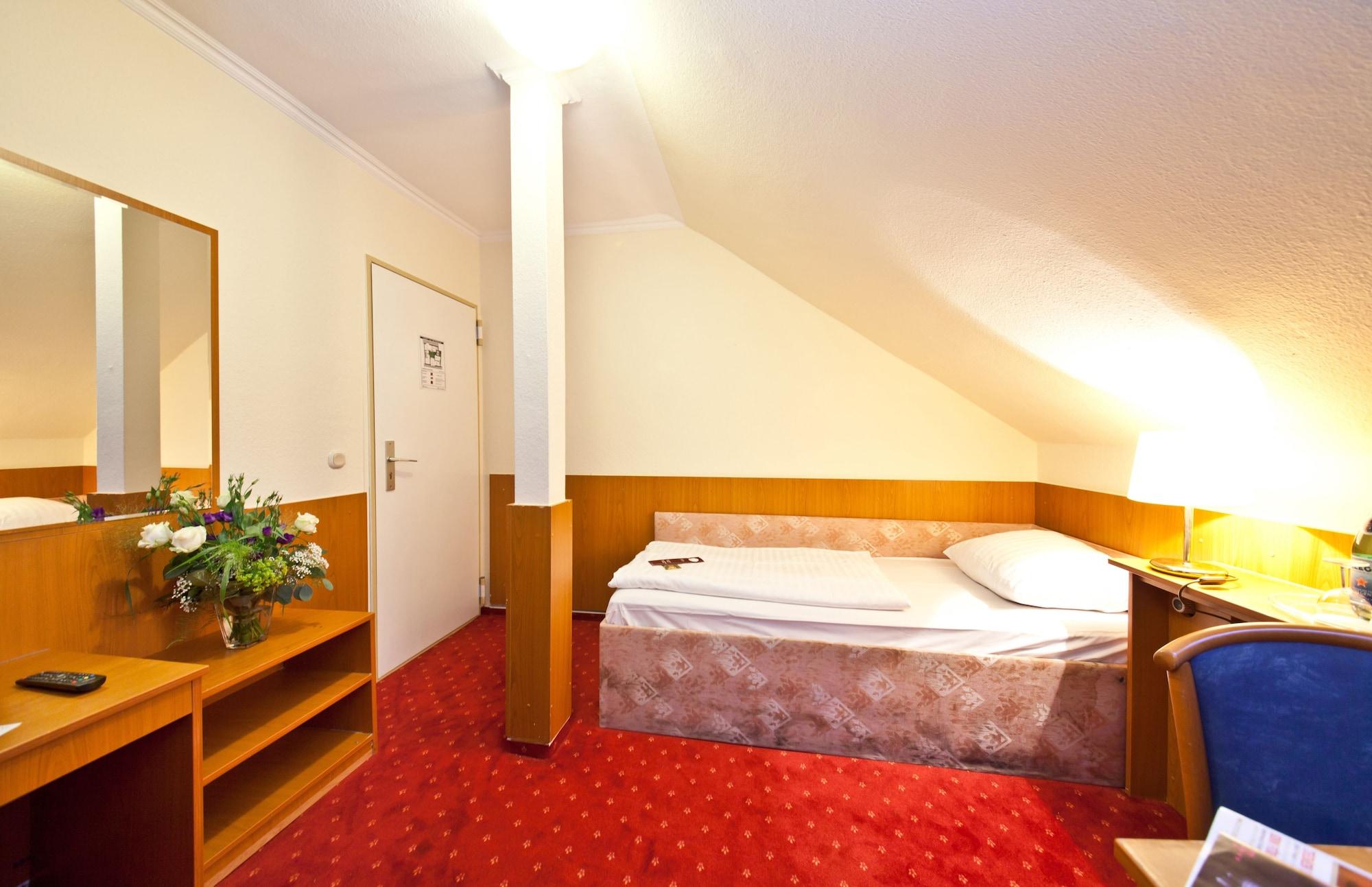 Hotel Primus Frankfurt Sachsenhausen Frankfurt am Main Bagian luar foto