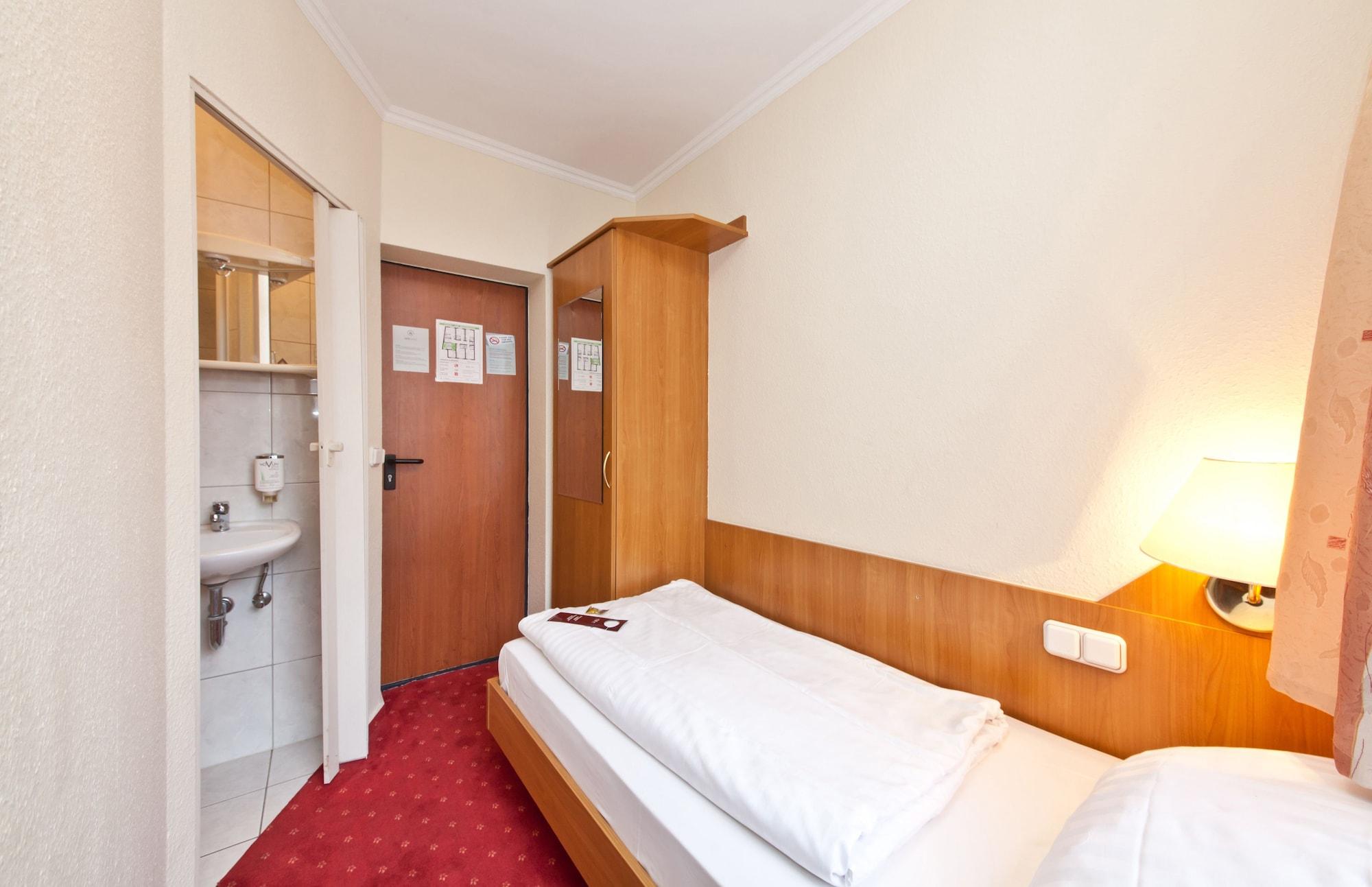 Hotel Primus Frankfurt Sachsenhausen Frankfurt am Main Bagian luar foto